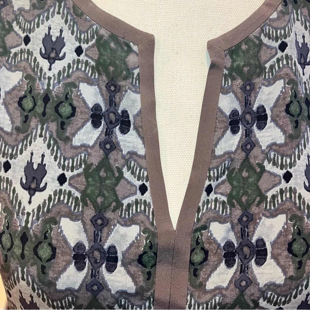 Tory Burch beautiful lightweight